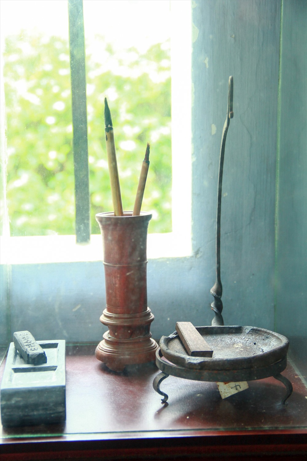một số vật dụng khác.