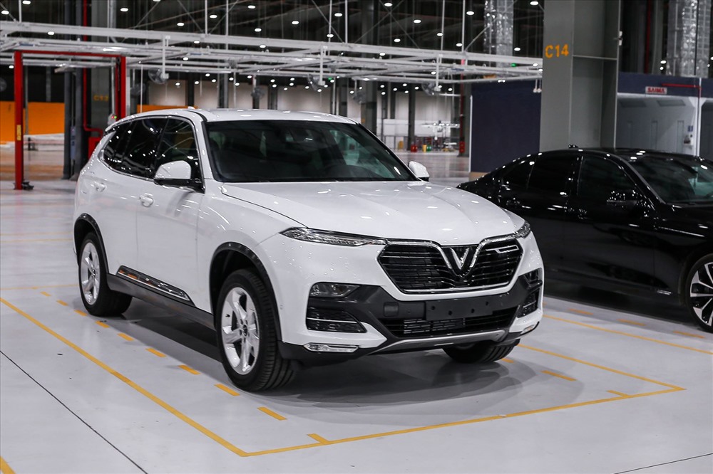 Loạt xe VinFast được sản xuất hoàn thiện tại nhà máy ở Hải Phòng đã sẵn sàng cho hành trình kiểm thử xuyên Việt.
