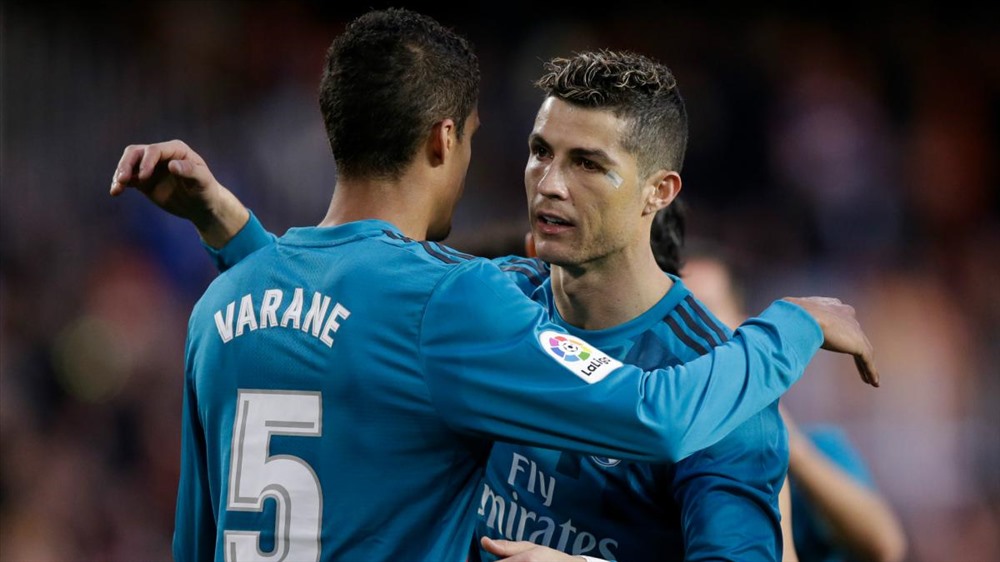 Varane cho rằng, thiếu Ronaldo là nguyên nhân khiến Real khó khăn. Ảnh:
