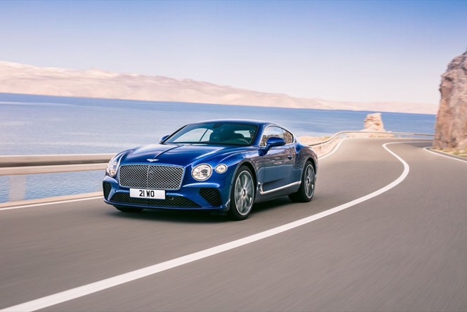 Siêu xe Bentley Continental GT bản phổ thông có giá hơn 1 triệu USD.