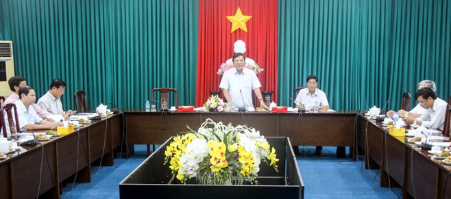Ban chỉ đạo phòng chống dịch bệnh trên vật nuôi họp khẩn cấp vào chiều muộn 26.5 bàn cách ứng phó với dịch tả lợn Châu phi