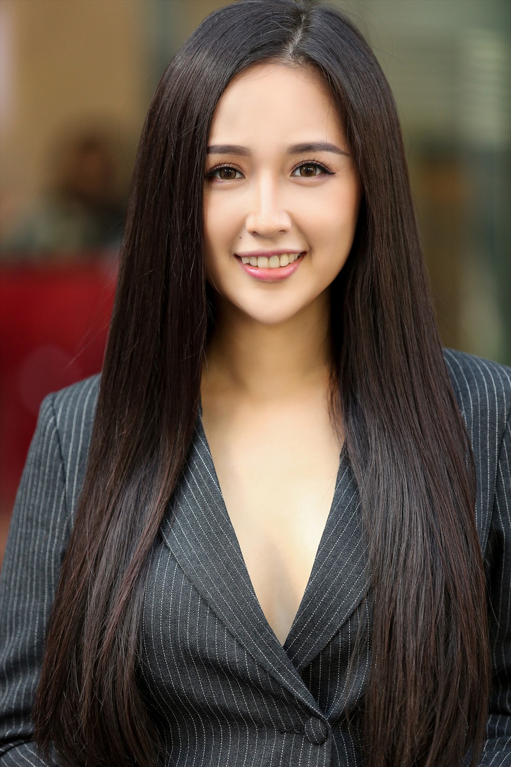 “Tiểu Vy là hoa hậu đẹp nhất trong mắt tôi“, Hoa hậu Mai Phương Thúy dành lời khen cho Hoa hậu Việt Nam 2018. Ảnh: MWVN.