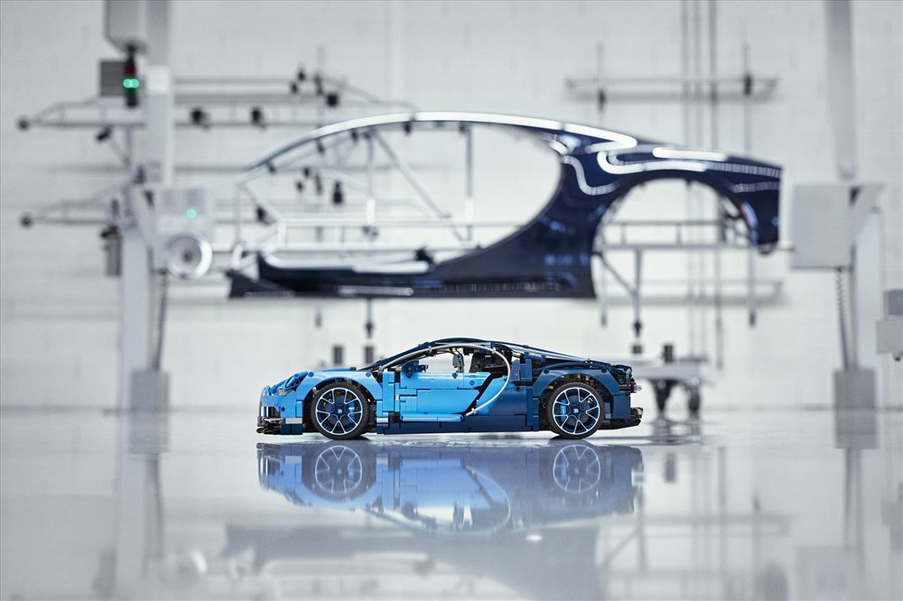 Mẫu xe trên được hãng LEGO đầu tư, thiết kế tỉ mỉ từng chi tiết. Ảnh: Carscoops