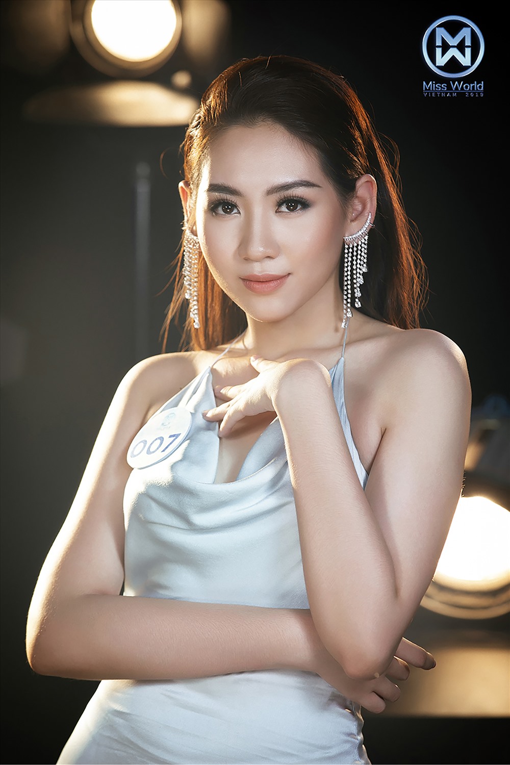 Thí sinh có lượt bình chọn cao nhất sẽ được đặc cách vào vòng chung kết. Ảnh: Lê Thiện Viễn.
