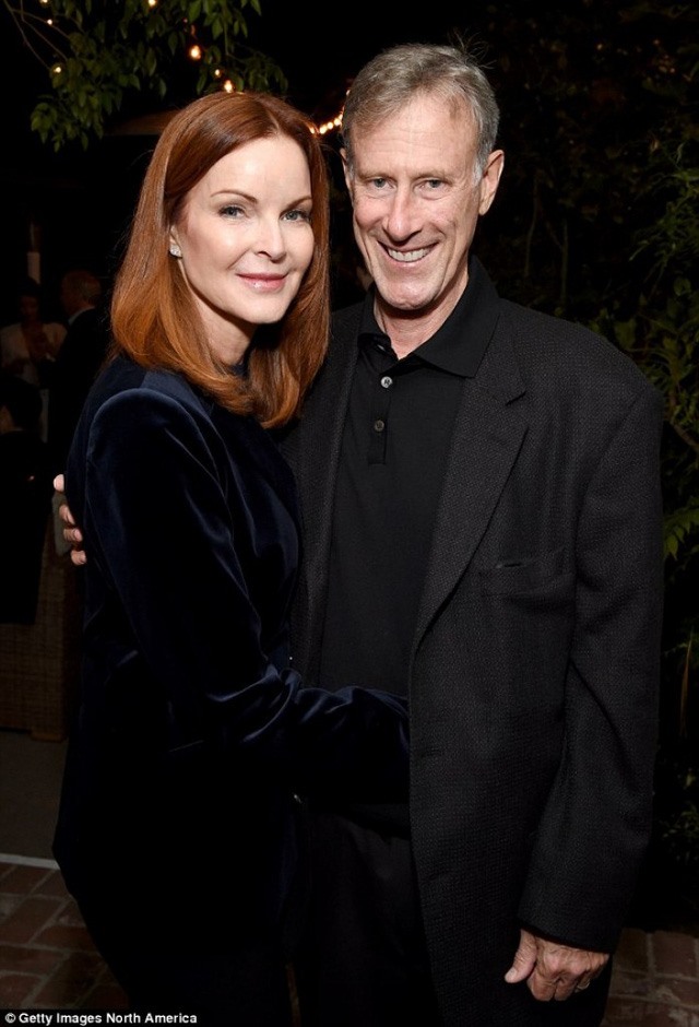Diễn viên Marcia Cross và chồng. Họ có với nhau 2 đứa con.