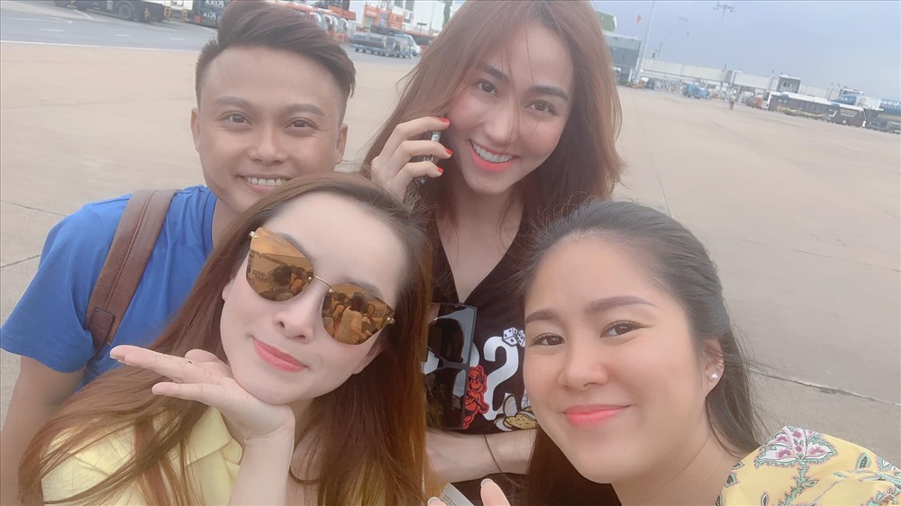 Cả 2 đang có chuyến đi chơi trước khi Lê Phương “nằm ổ“.
