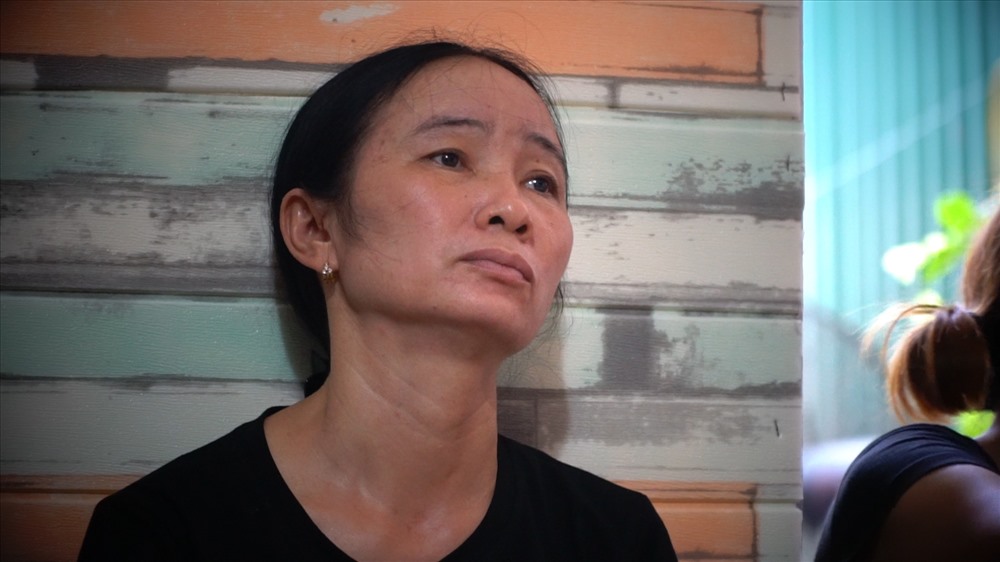 Mẹ phi công trong vụ rơi máy bay quân sự: Con mới được bay cách đây 1 tháng