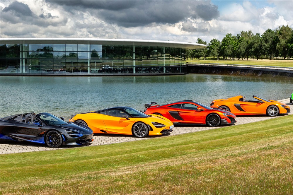 Tất cả đều là những sản phẩm tinh túy nhất của hãng McLarens. Ảnh: Carbuzz
