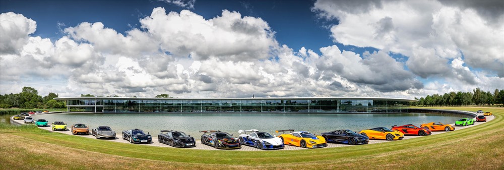 Dàn siêu xe khủng của hãng McLarens. Ảnh: Carbuzz