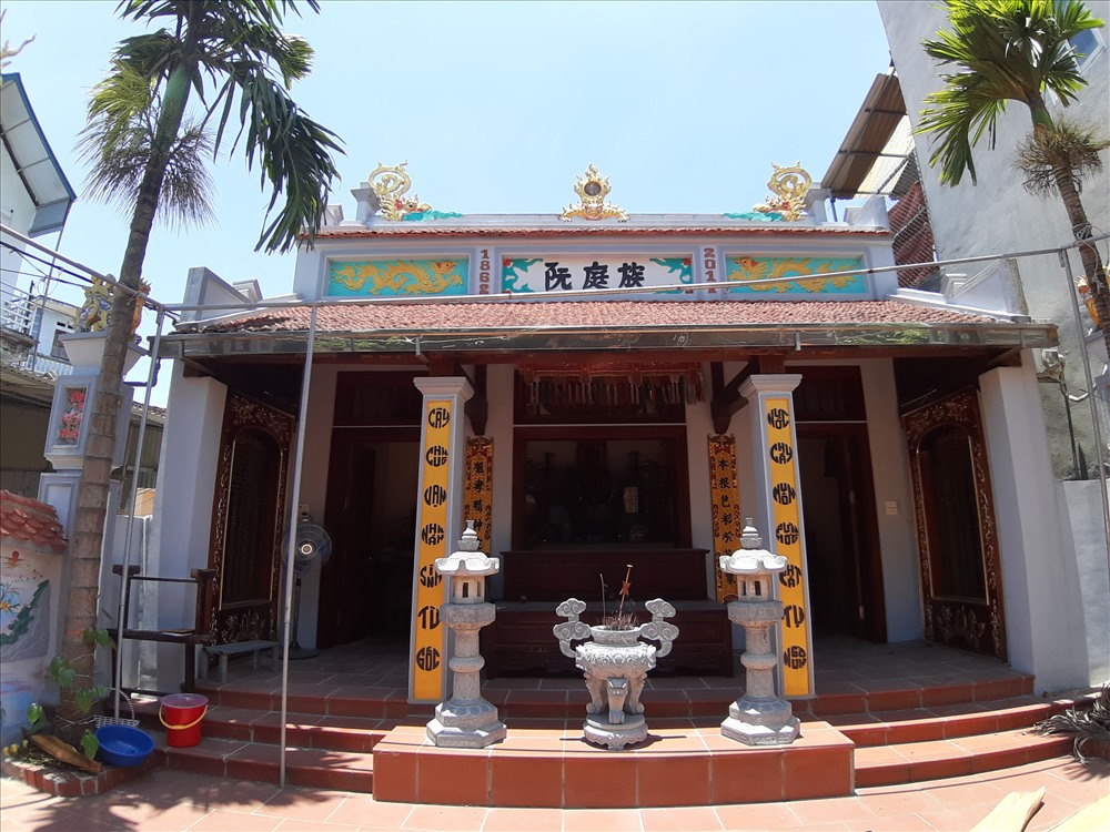 Nhà thờ dòng họ Nguyễn Đình tại làng Chuông (xã Phương Trung, huyện Thanh Oai, Hà Nội). Ảnh Trần Vương