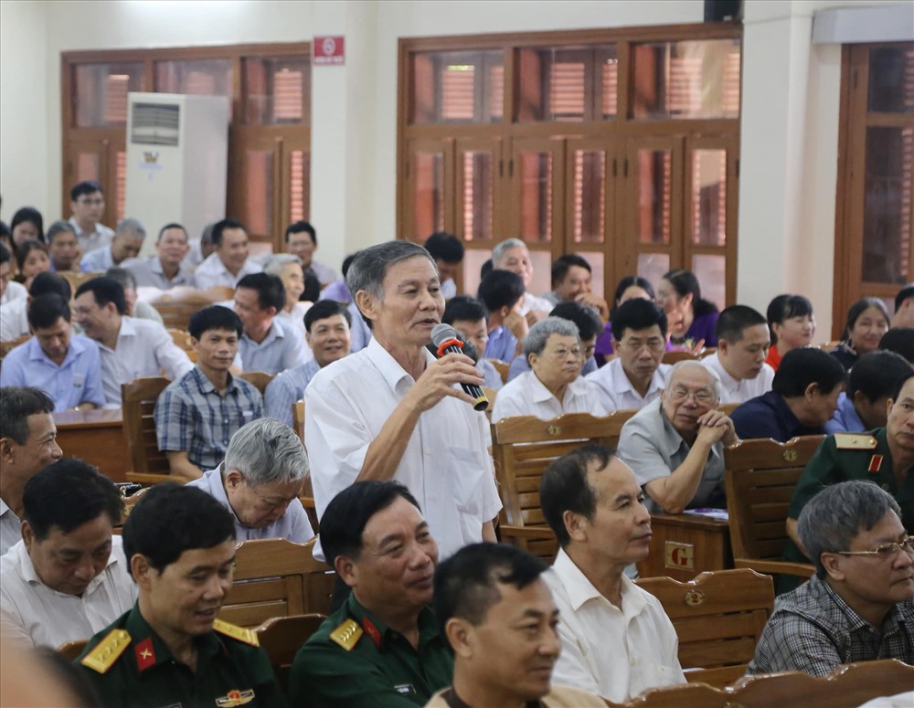 Cử tri kiến nghị Thủ tướng và Đoàn Đại biểu QH Hải Phòng sáng 16.6