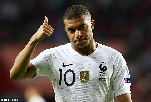 Ở PSG hiện tại, Mbappe mới là ngôi sao số 1. Ảnh: Reuters.