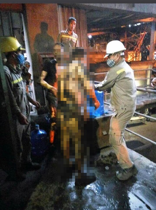 Hiện trường nơi xảy ra vụ sụt lò luyện gang khiến 5 công nhân bị bỏng. Ảnh: Phạm Như Phương.