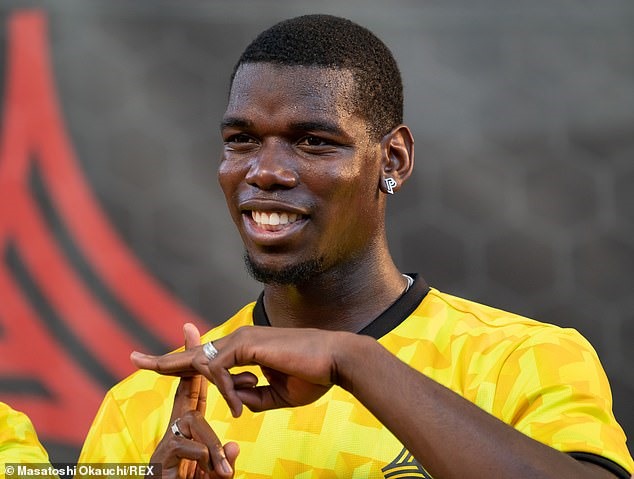 Pogba sẽ có rất nhiều tiền. Ảnh: REX.