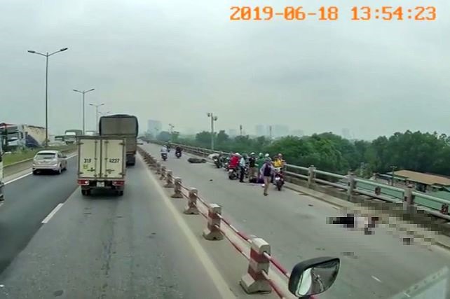 Ảnh: Cắt từ clip.