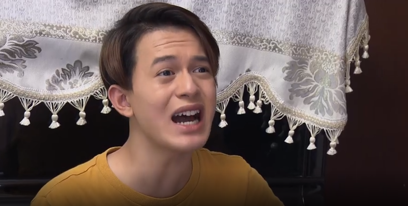 Bảo tỏ thái độ gay gắt với bố.