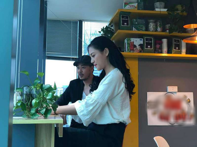 Nhiều khán giả “Về nhà đi con” nhiệt tình ghép cặp Thu Huệ và bố Bảo (Tuấn Tú đóng) vì cả hai quá đẹp đôi.