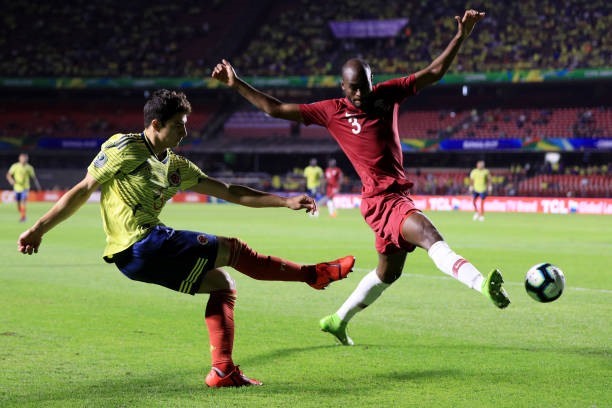 Phải rất vất vả Colombia mới hạ được Qatar. Ảnh: Getty.