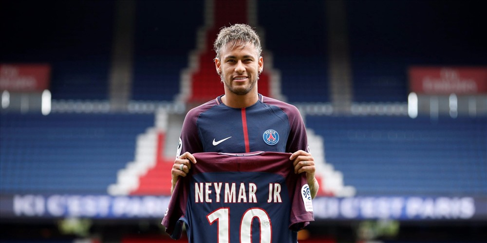 Neymar đến PSG năm 2017 với giá 222 triệu euro. Ảnh: Getty.