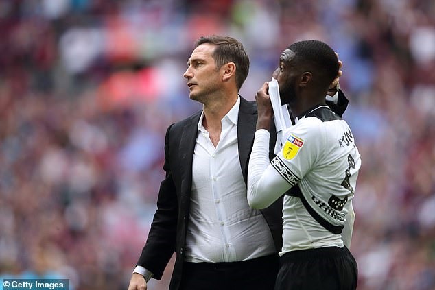 Dù không thể đưa Derby thăng hạng nhưng Lampard đã có mùa giải thành công. Ảnh: Getty.