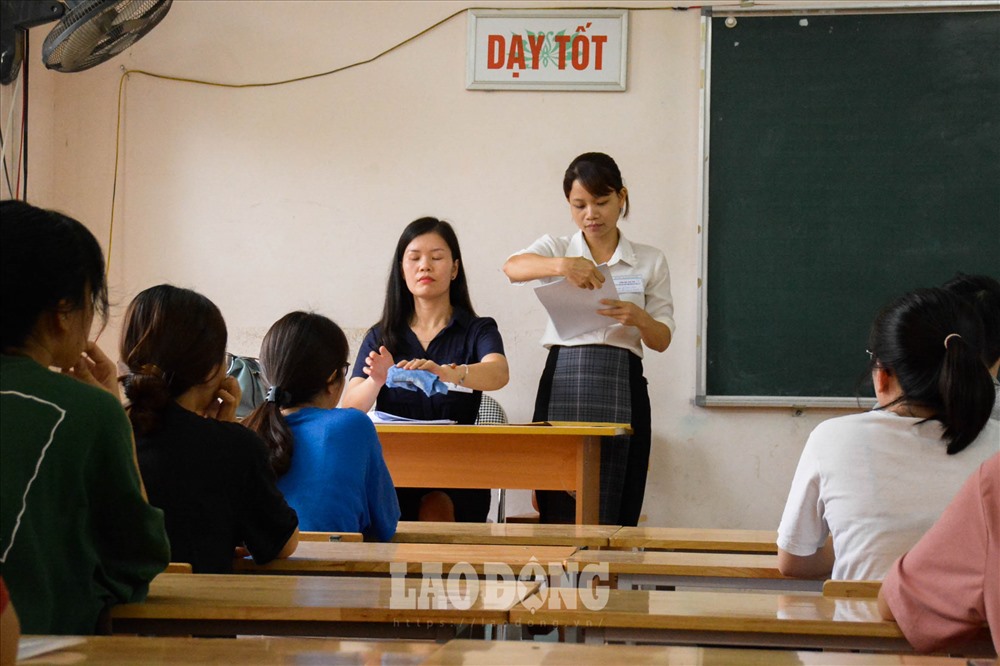 Kỳ thi THPT 2019, toàn tỉnh Hòa Bình có tổng số 8.893 thí sinh dự thi, với 37 điểm thi. Ảnh: Phan Anh