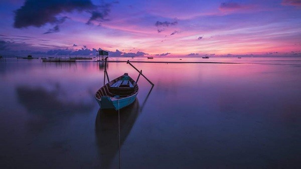 Phá Tam Giang – Đầm phá nước lợ lớn nhất Đông Nam Á với hệ sinh thái rất phong phú (nguồn: Traveloka)