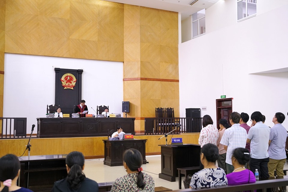 Các bị cáo tại tòa. Ảnh: ĐT