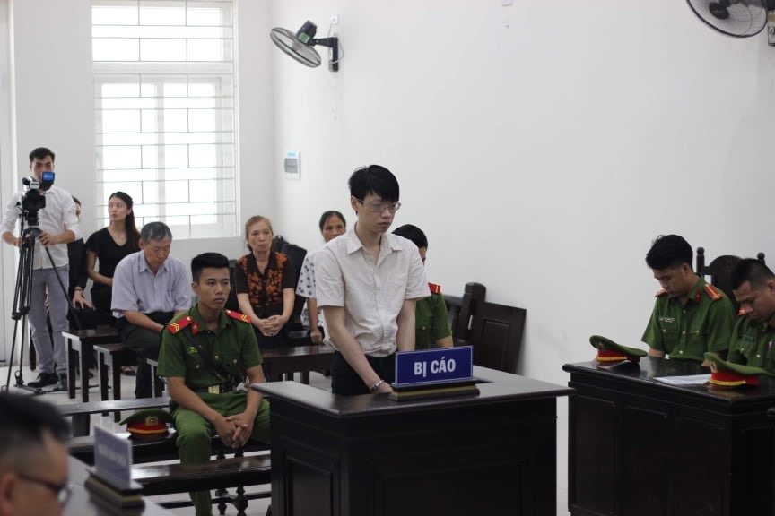 Nguyễn Anh Tú tại tò. Ảnh: C.N