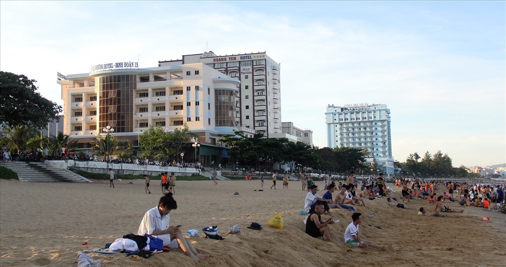 Cụm 3 khách sạn phải di dời.