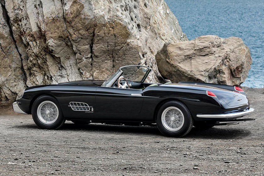 Chiếc Ferrari 250 GT Series I Cabriolet sản xuất năm 1958 cực hiếm. Ảnh: Carbuzz