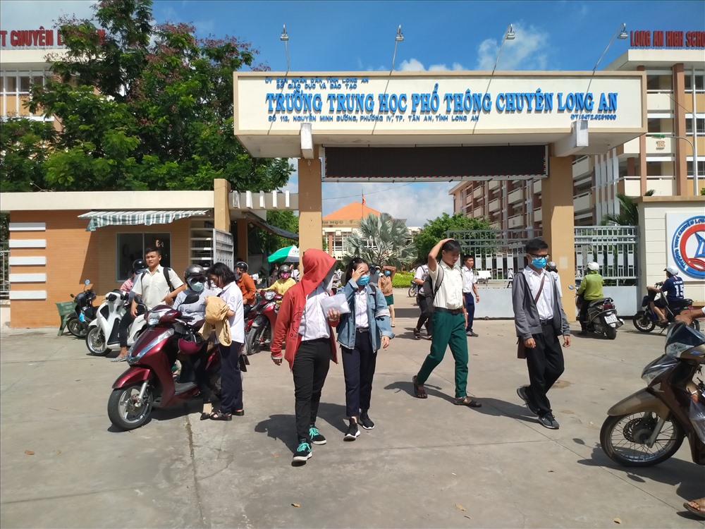 Học sinh Trường THPT Chuyên Long An có điểm thi tốt nhất tỉnh Long An.