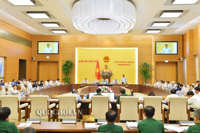 Toàn cảnh phiên họp. Ảnh Quochoi.vn