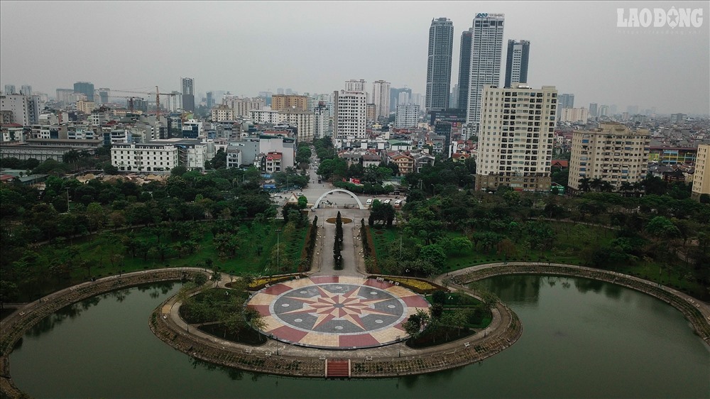 Toàn cảnh Công viên Cầu Giấy. Ảnh: Phan Anh