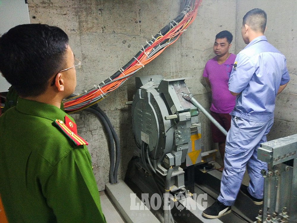 Trước đó, ngày 10.5, Công an TP Hà Nội kết hợp cùng Công an quận Bắc Từ Liêm đã tiến hành kiểm tra về phòng cháy chữa cháy đối với tòa nhà N01 T5.