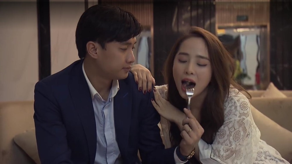 Mối tình tay ba Thư - Vũ - Nhã đang thu hút sự quan tâm lớn từ khán giả. Ảnh: Chụp màn hình.