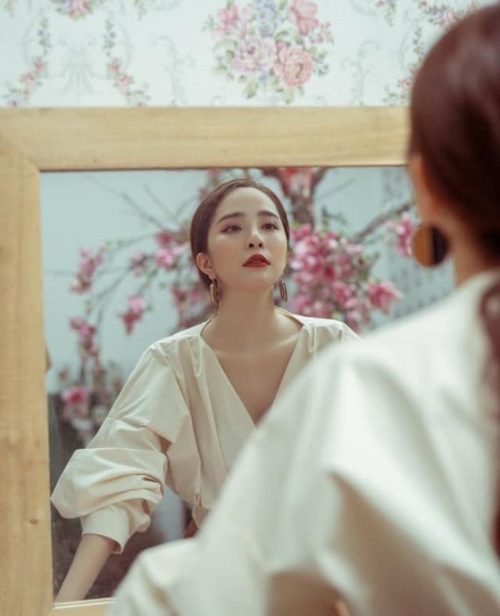 Quỳnh Nga mong khán giả hãy rạch ròi giữa phim và đời thực. Ảnh: FBNV.