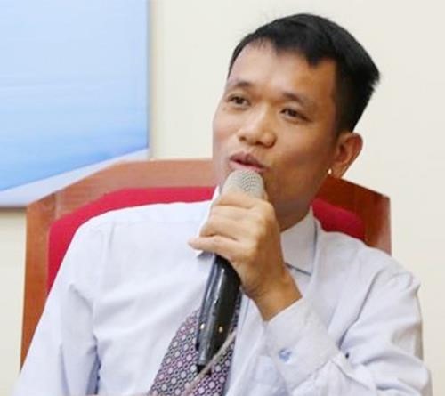 TS.BS Vũ Hữu Khiêm - Trung tâm Y học Hạt nhân và Ung bướu, Bệnh viện Bạch Mai, Hà Nội. Ảnh: PV.