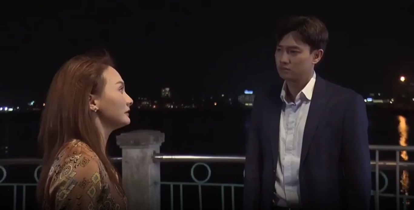 Vũ thú nhận việc ông Sơn bắt gặp mình đi với Nhã. Ảnh cắt từ clip