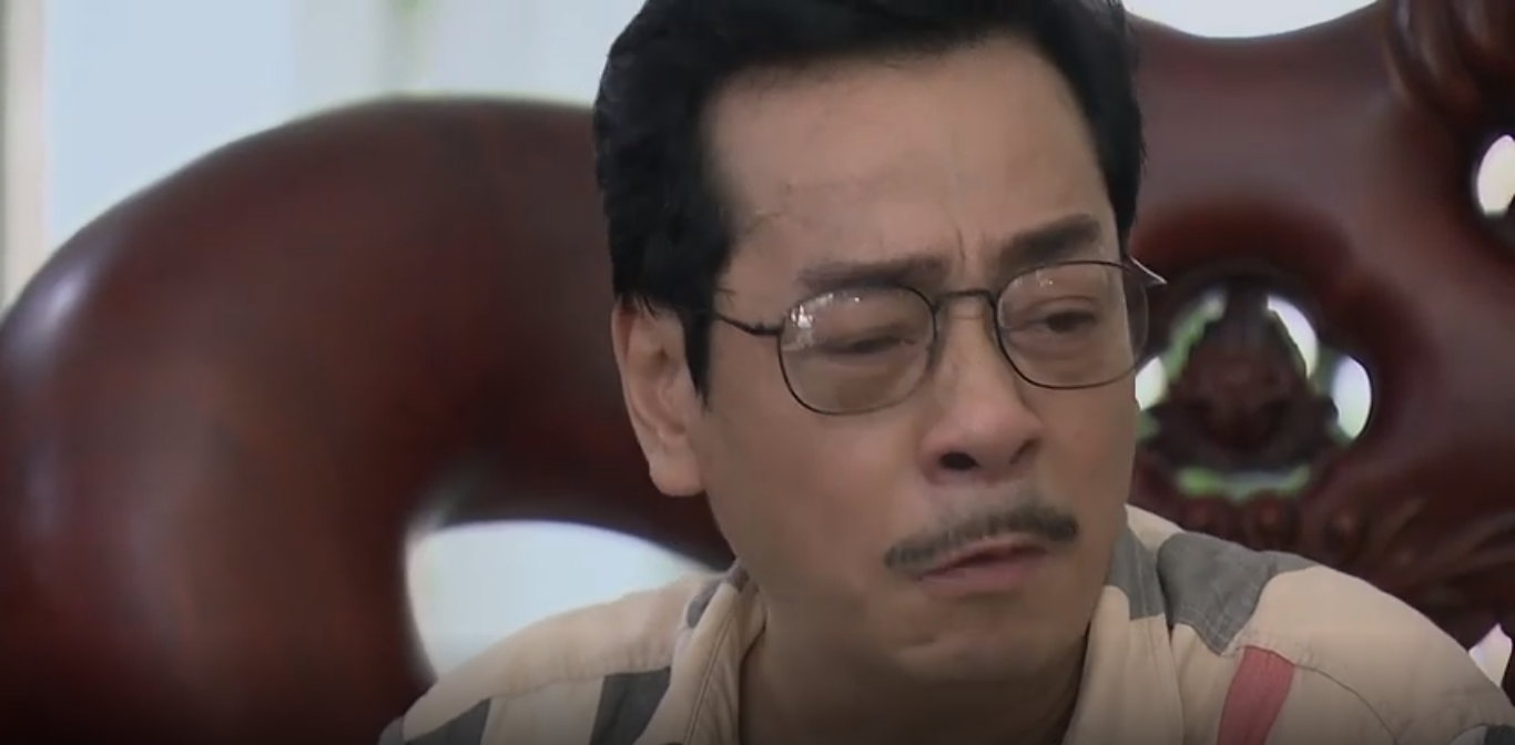 Ông Luật van xin các con có trách nhiệm với cu Bon. Ảnh cắt từ clip