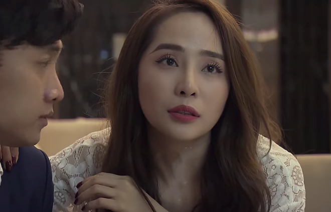 Vai diễn Nhã trong “Về nhà đi con” đánh dấu 10 năm quay trở lại màn ảnh của Quỳnh Nga. Ảnh: VFC.