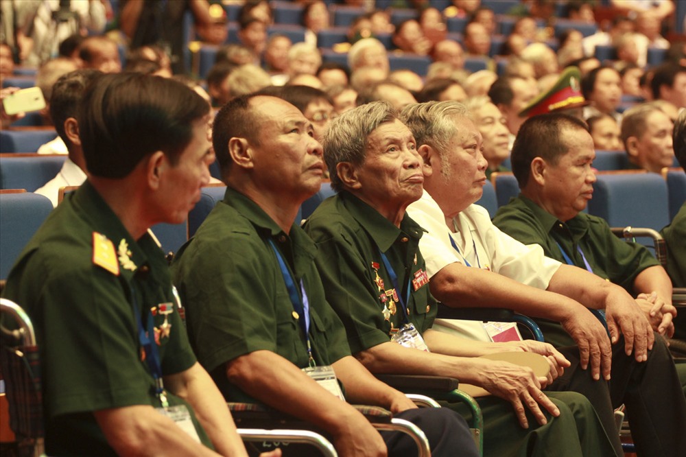 Chương trình gặp mặt hơn 500 thương binh tiêu biểu toàn quốc.