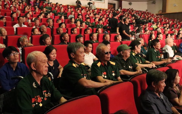 Chương trình có sự tham gia của đông đảo thương binh, bệnh binh, thân nhân liệt sĩ, người có công với cách mạng.
