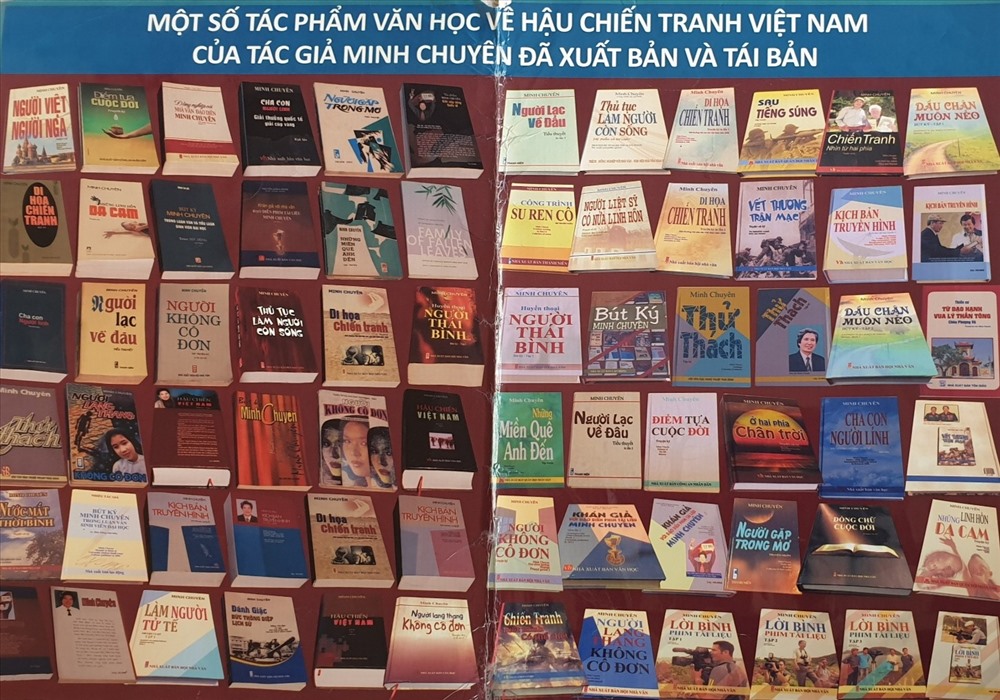 Những tác phẩm của nhà văn minh chuyên. Ảnh: TG