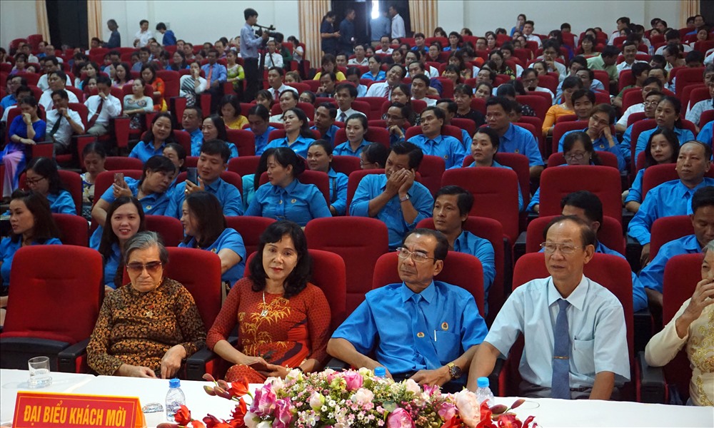 Cán bộ Công đoàn qua các thời kỳ tại buổi lễ kỷ niệm (ảnh Nhật Hồ)