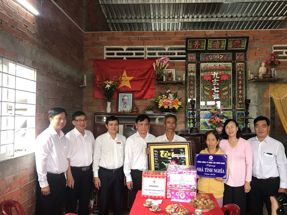 Tri ân gia đình chính sách, thương binh liệt sĩ là truyền thống của CB-CNV EVNSPC