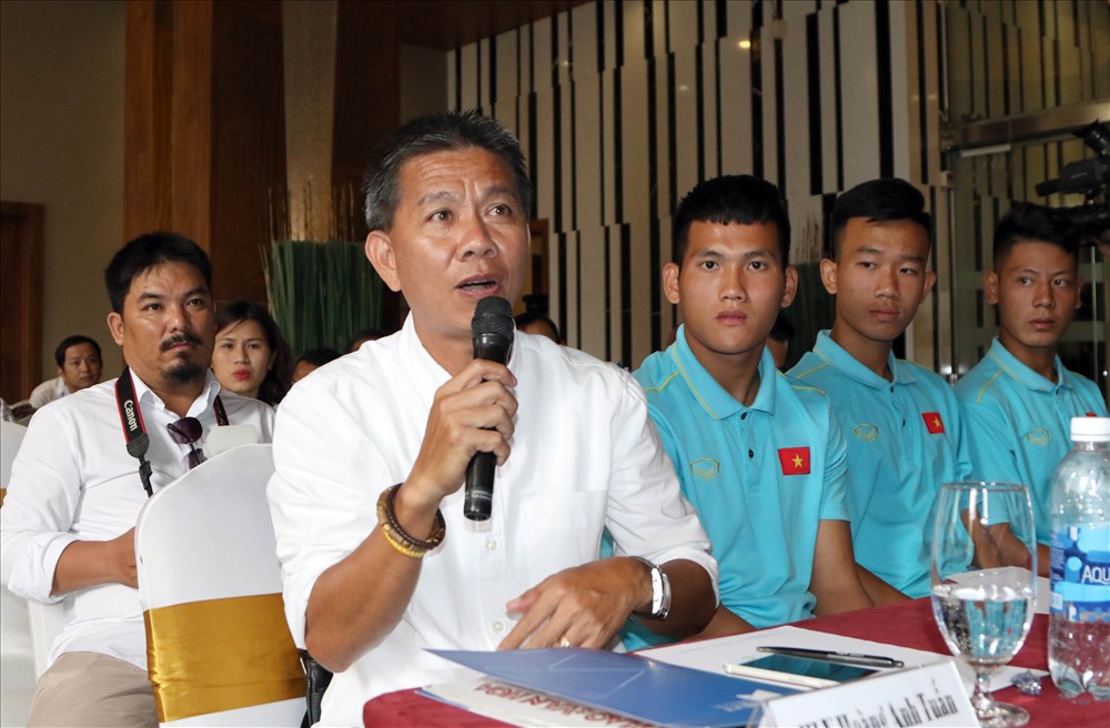 U18 Việt Nam do HLV Hoàng Anh Tuấn dẫn dắt rơi vào bảng đấu khó với sự hiện diện của Thái Lan hay khách mời Australia. Ảnh: T.N