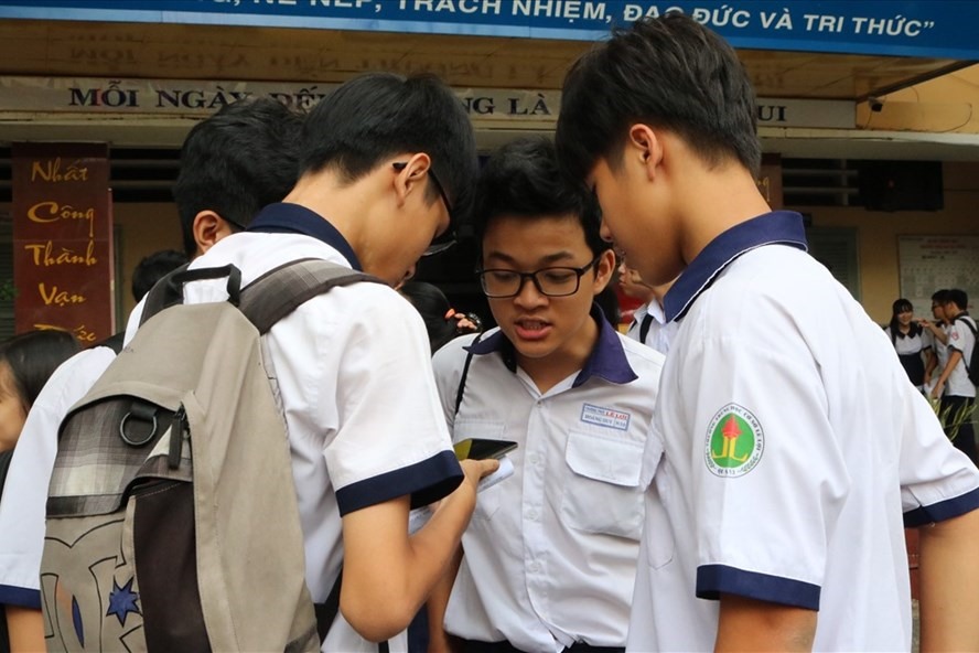 Thí sinh thi lớp 10 ở TPHCM. Ảnh: Anh Nhàn