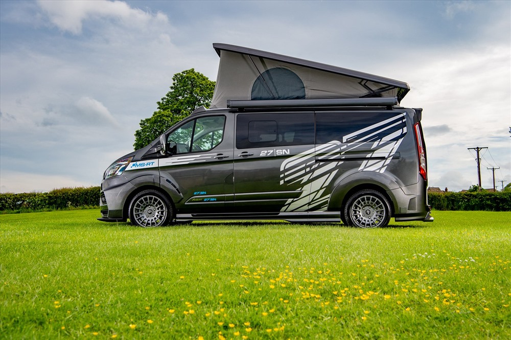 Chiếc Camper Van được làm mới có hình dạng cuốn hút người nhìn.Ảnh: Carscoops