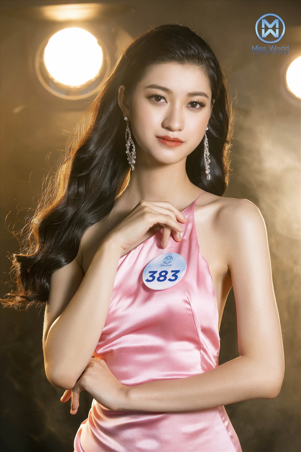 Hoàng Kim Ngân – SBD 383 Sinh năm: 2001 Đến từ: Gia Lai