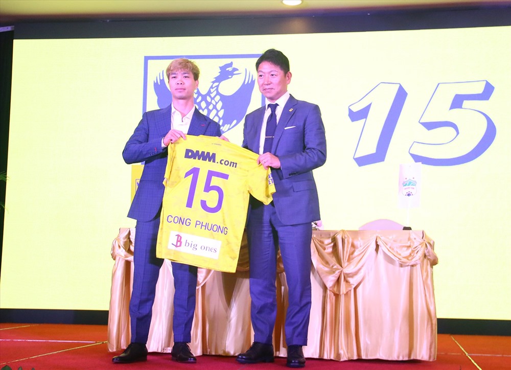 Công Phượng sẽ khoác áo số 15 tại Sint Truiden. Ảnh: Đình Viên